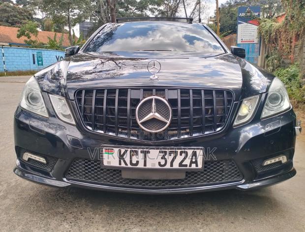 Mercedes-Benz E250 2011 Black
