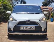 Toyota Sienta 1.5 FWD (6-seater) 2016 White for sale
