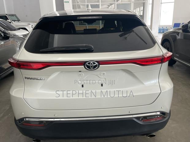 Toyota Harrier 2.0 2020 White