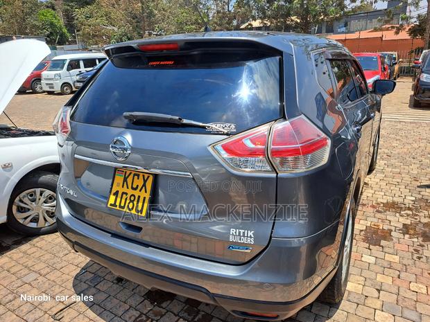 Nissan X-Trail 2014 Gray