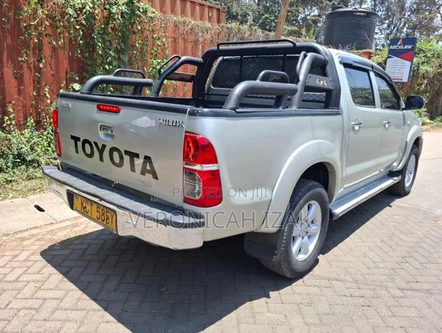 Toyota Hilux 2012