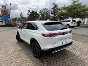 Honda Vezel 1.5 Hybrid 2WD 2021 White for sale