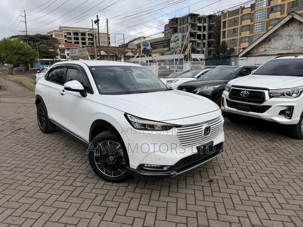 Honda Vezel 1.5 Hybrid 2WD 2021 White