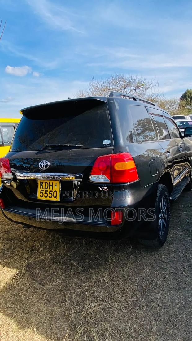 Toyota Land Cruiser 2014 Black
