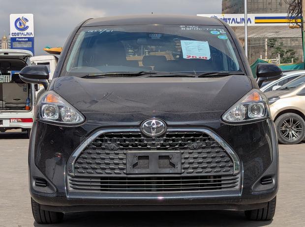 Toyota Sienta 2019 Black