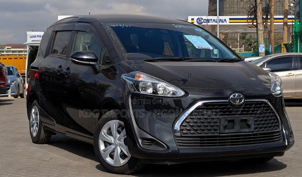 Toyota Sienta 2019 Black