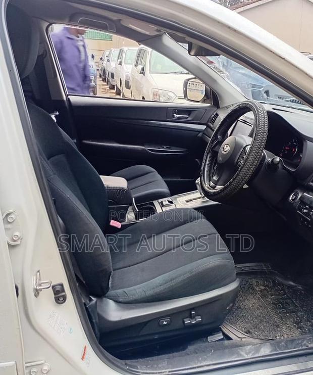 Subaru Outback 2014 White