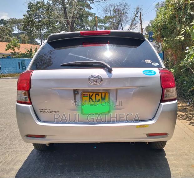 Toyota Corolla Fielder 2013 Silver