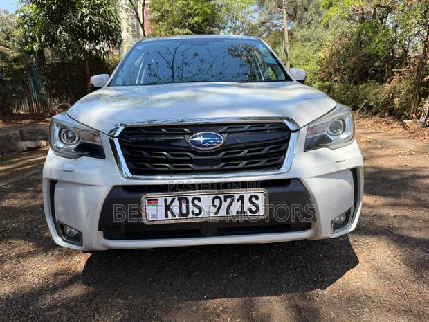 Subaru Forester 2.0XT Premium AWD 2017 White