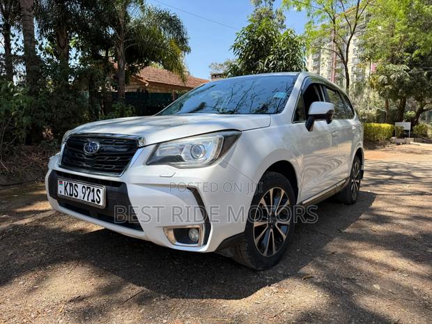 Subaru Forester 2.0XT Premium AWD 2017 White