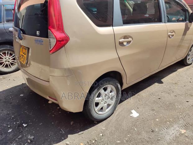 Toyota Passo Sette 2010 Beige