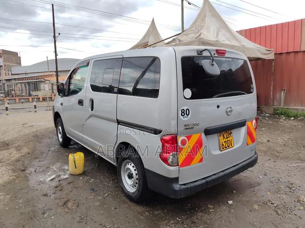 Nissan NP200 2018 Silver