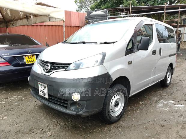 Nissan NP200 2018 Silver