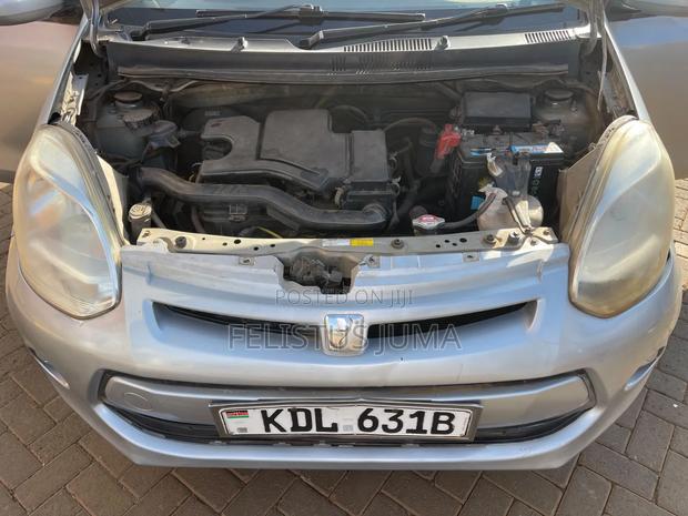 Toyota Passo 2016 Silver