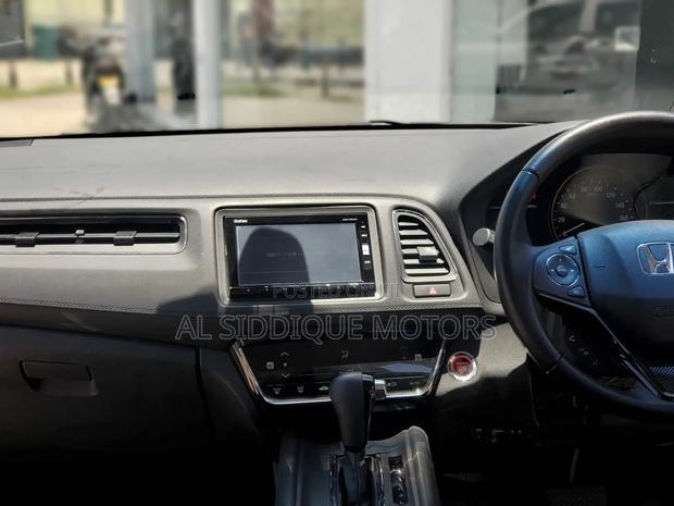 Honda Vezel 1.5 2WD 2019 Gray