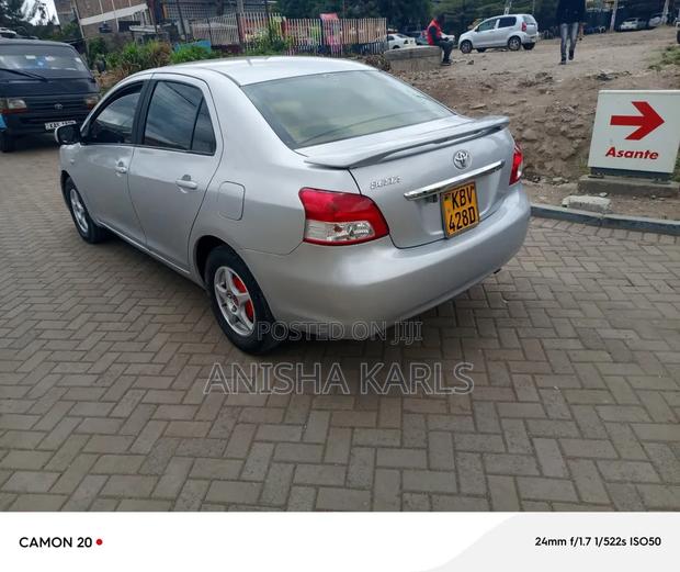 Toyota Belta 2006 Silver
