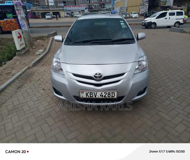 Toyota Belta 2006 Silver
