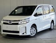 Toyota Voxy 2019 Pearl for sale