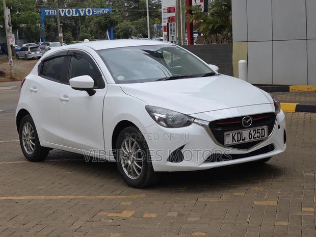 Mazda Demio 2016 Burgundy