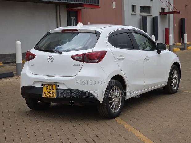 Mazda Demio 2016 Burgundy