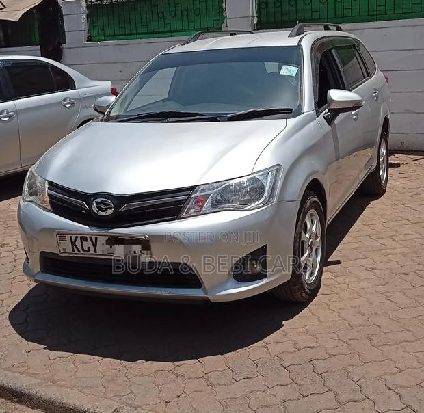 Toyota Corolla Fielder 2013 Silver