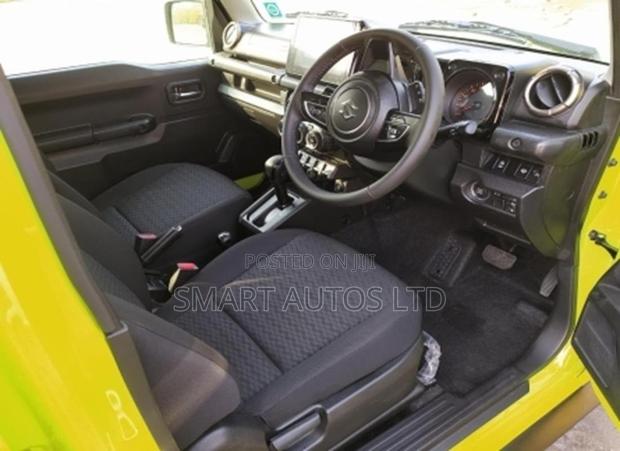 Suzuki Jimny 2024 Yellow