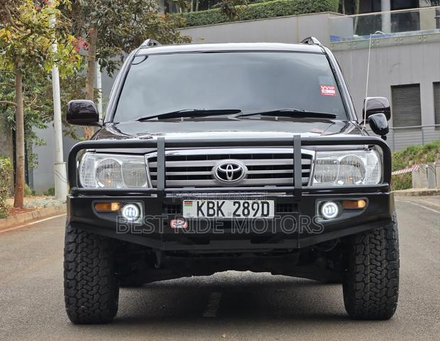 Toyota Land Cruiser Cygnus 4.7 2005 Burgundy