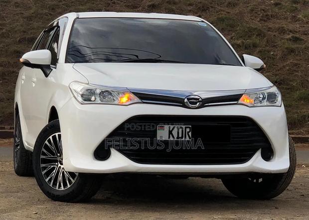 Toyota Corolla Fielder 2017 White