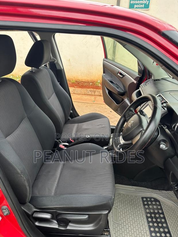 Suzuki Swift 2013 Red