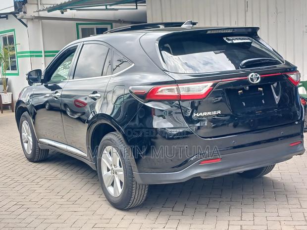 Toyota Harrier 2.0 2019 Black