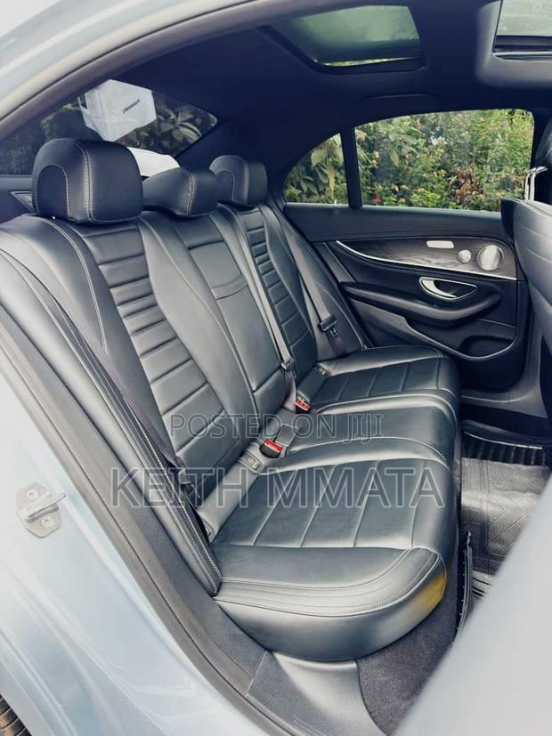 Mercedes-Benz E220 2018 Silver