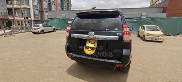 Toyota Land Cruiser Prado 2017 Black