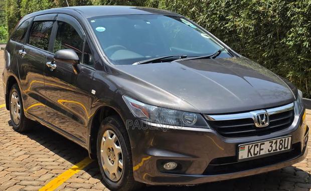 Honda Stream 2011