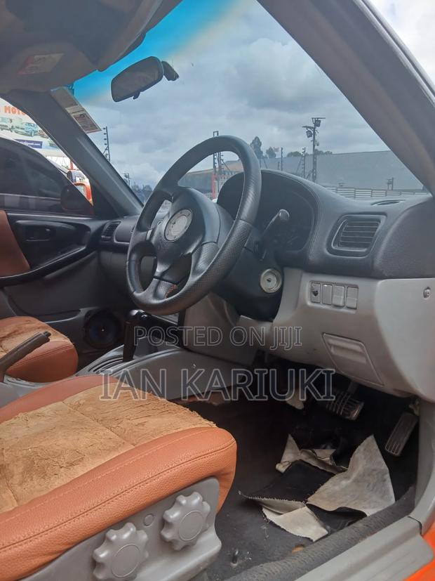 Subaru Forester 2000 Orange