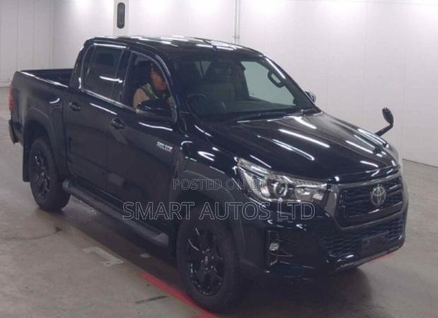 Toyota Hilux Revo Double Cab Deisel 2.4 AWD 2019 Blue