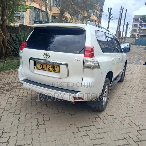 Toyota Land Cruiser Prado 2012 White