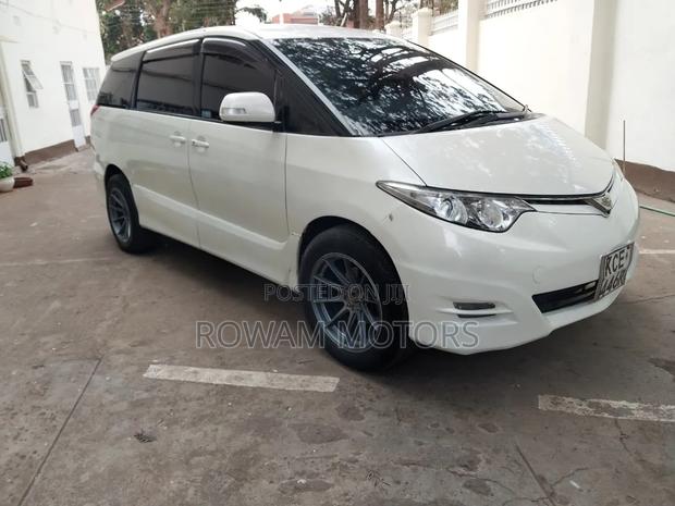 Toyota Estima 2008 White