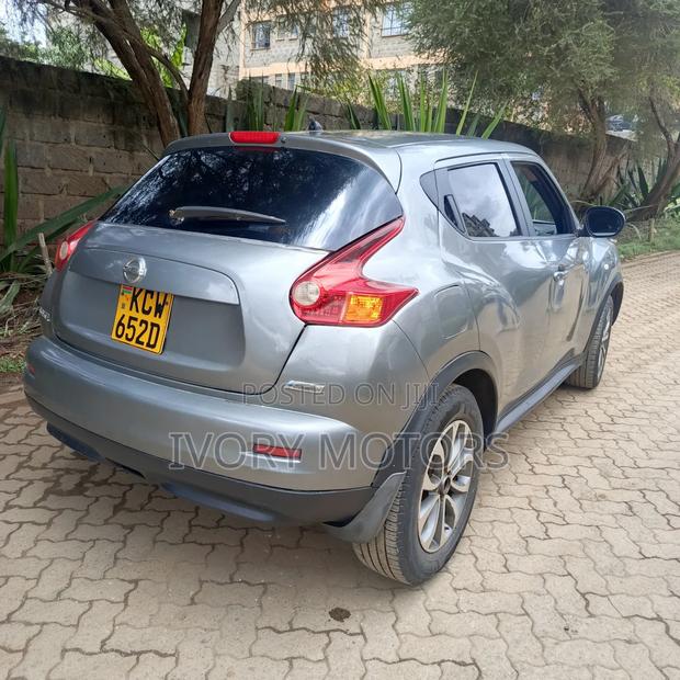 Nissan Juke 2012 Blue