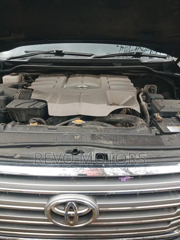 Toyota Land Cruiser 4.6 V8 ZX 2012 Black