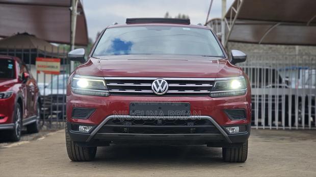 Volkswagen Tiguan 2.0T SE AWD 4MOTION 2019 Red