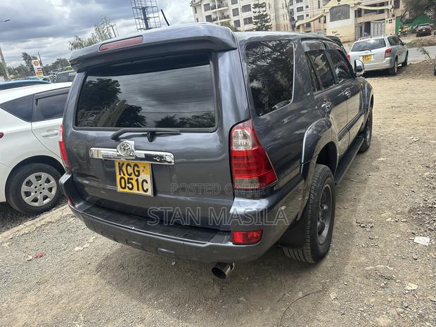 Toyota Hilux Surf 2.7 SSR 2009 Gray