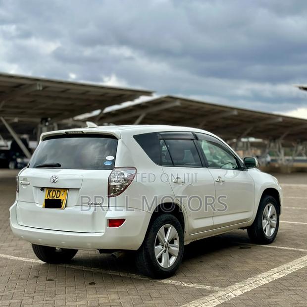 Toyota RAV4 2014 White