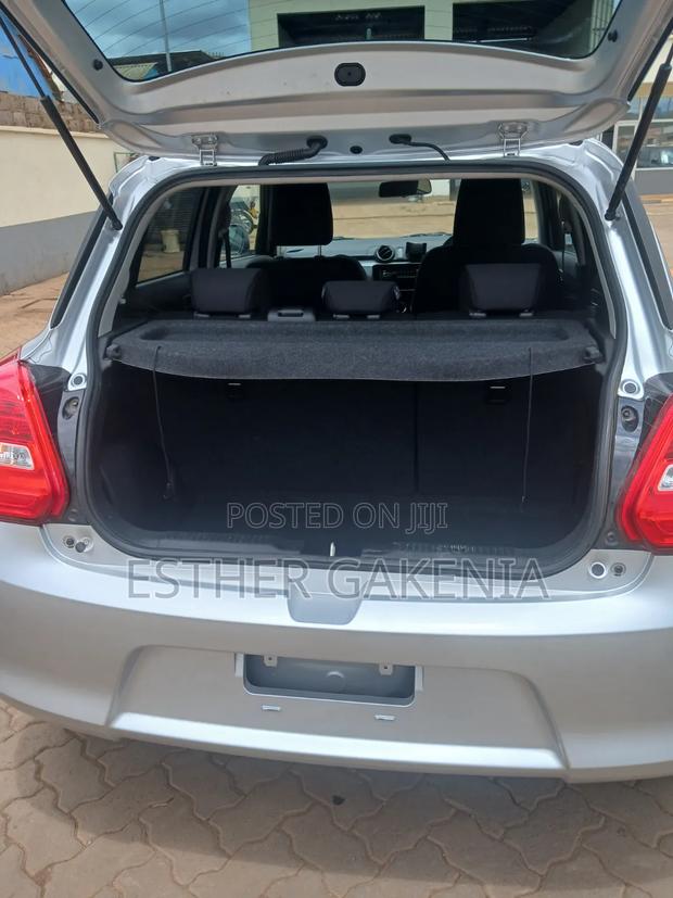 Suzuki Swift 2019 Silver