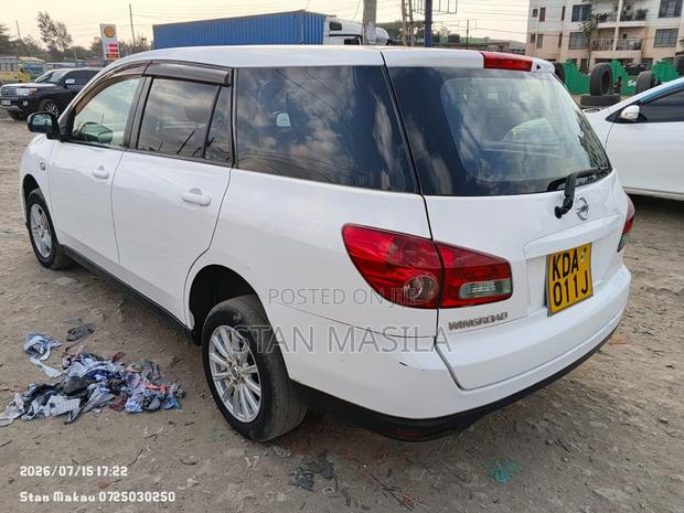 Nissan Wingroad 2013 White