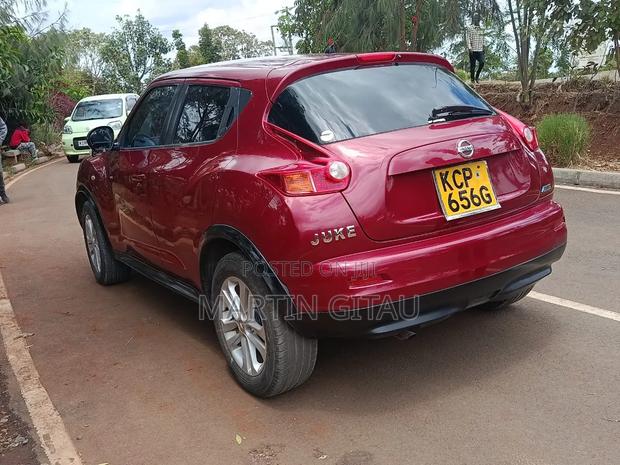 Nissan Juke 2011 Red