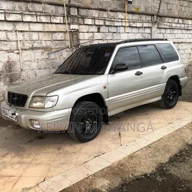 Subaru Forester Automatic 2000 Gray