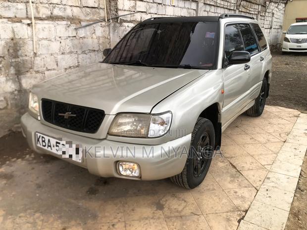 Subaru Forester Automatic 2000 Gray