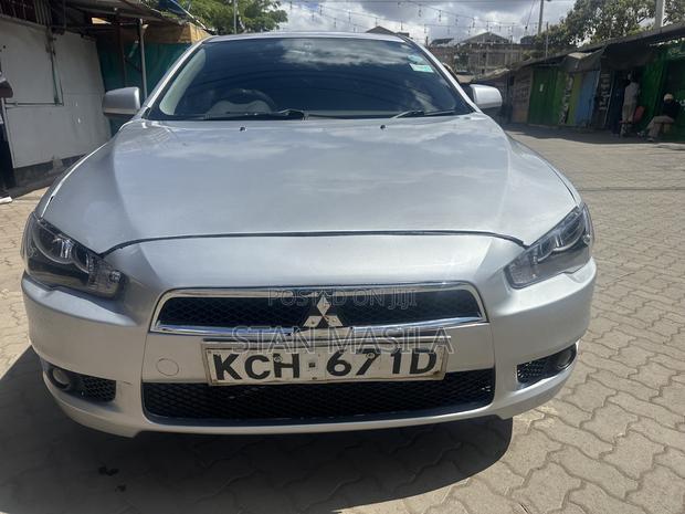 Mitsubishi Galant 2009 Silver