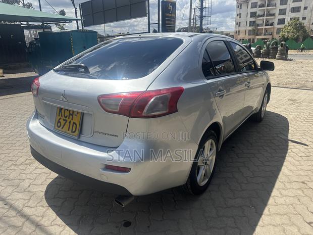 Mitsubishi Galant 2009 Silver