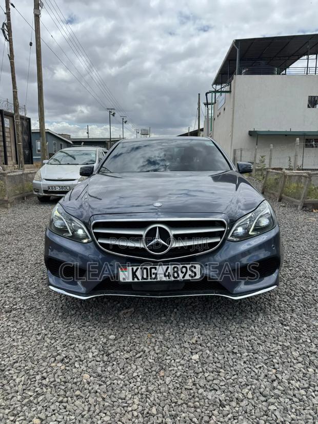 Mercedes-Benz E250 SV Premium 2014 Blue